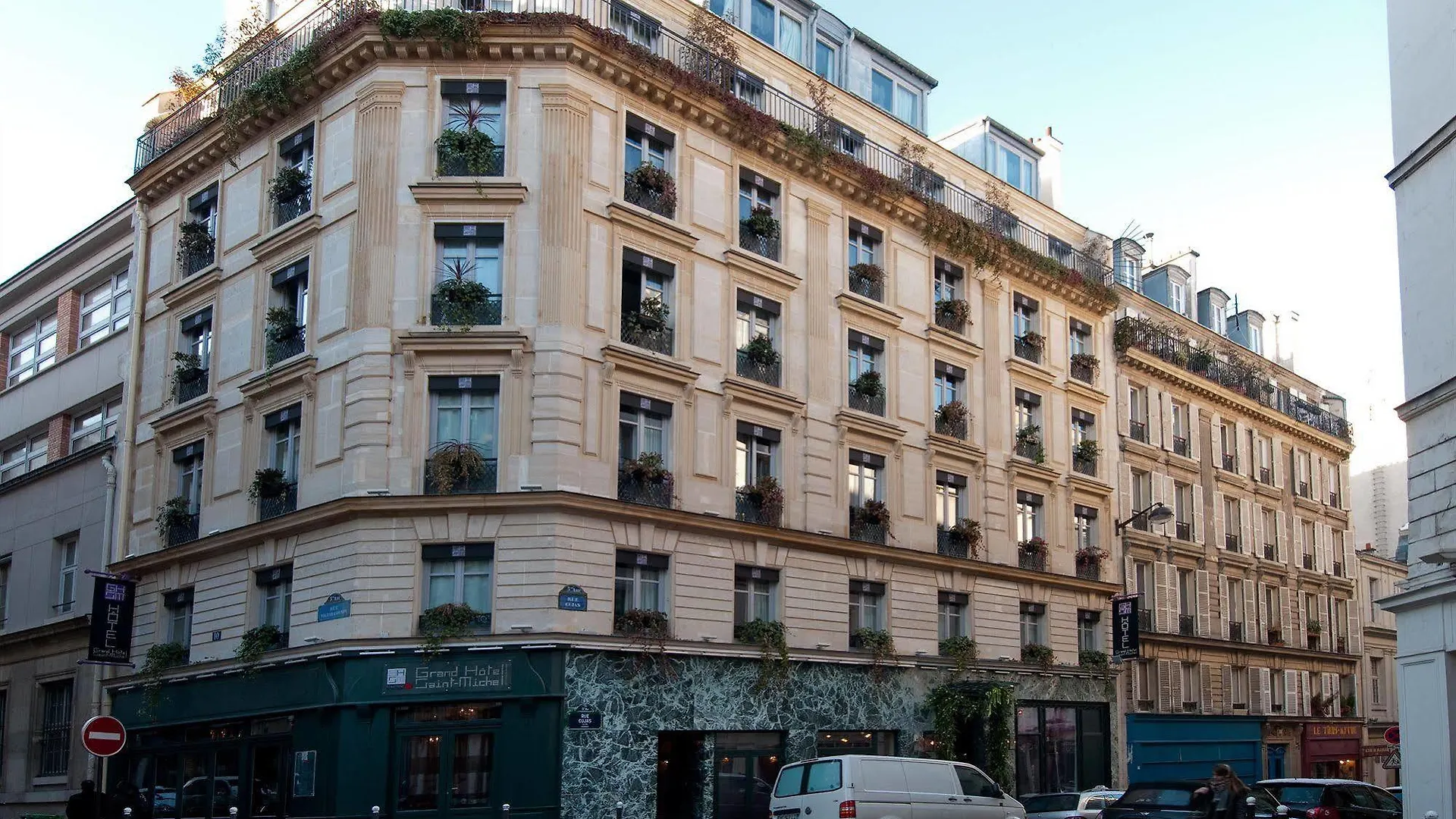 Grand Hotel Saint Michel Paris