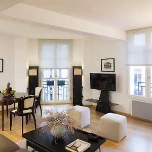 Apartment Montmartre, Paris