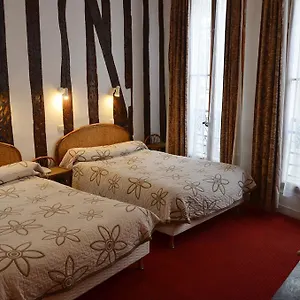 Saint-andre Des Arts **** פריז