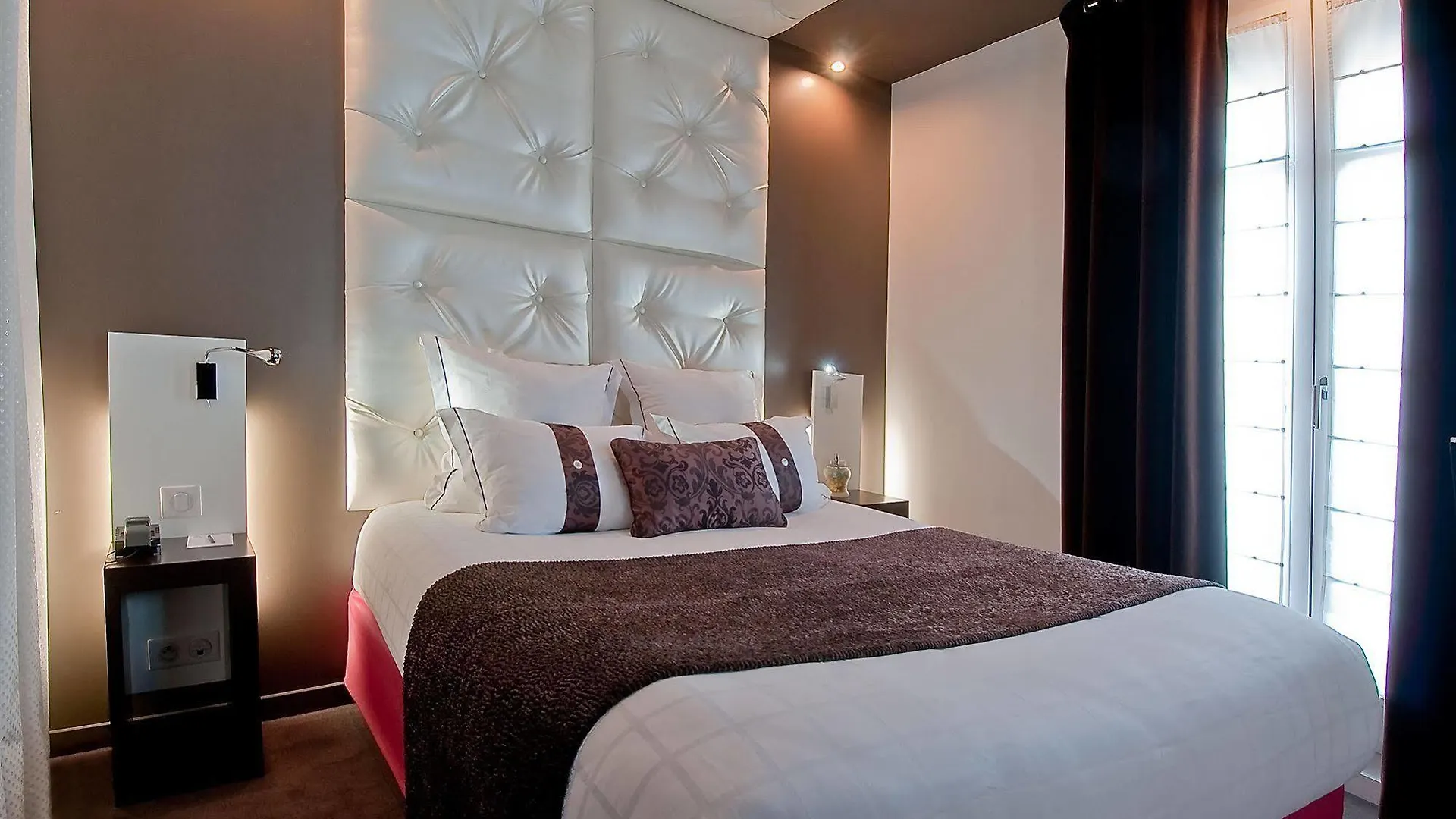 Grand Hotel Saint Michel Paris