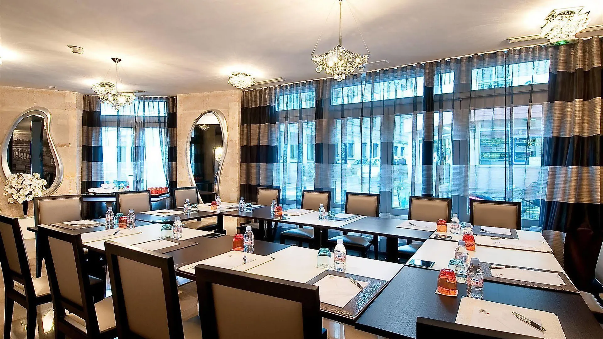 Grand Hotel Saint Michel Paris