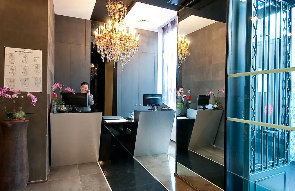 פריז Grand Hotel Saint Michel