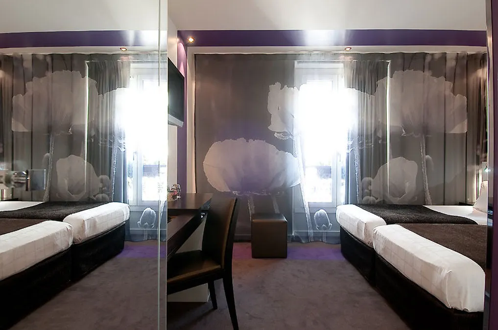 פריז Grand Hotel Saint Michel