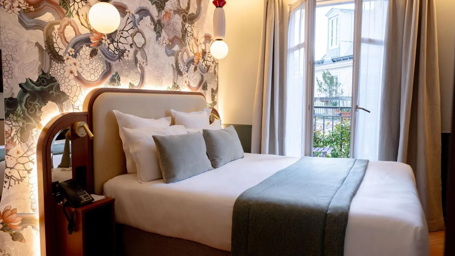 Grand Hotel Saint Michel Parijs