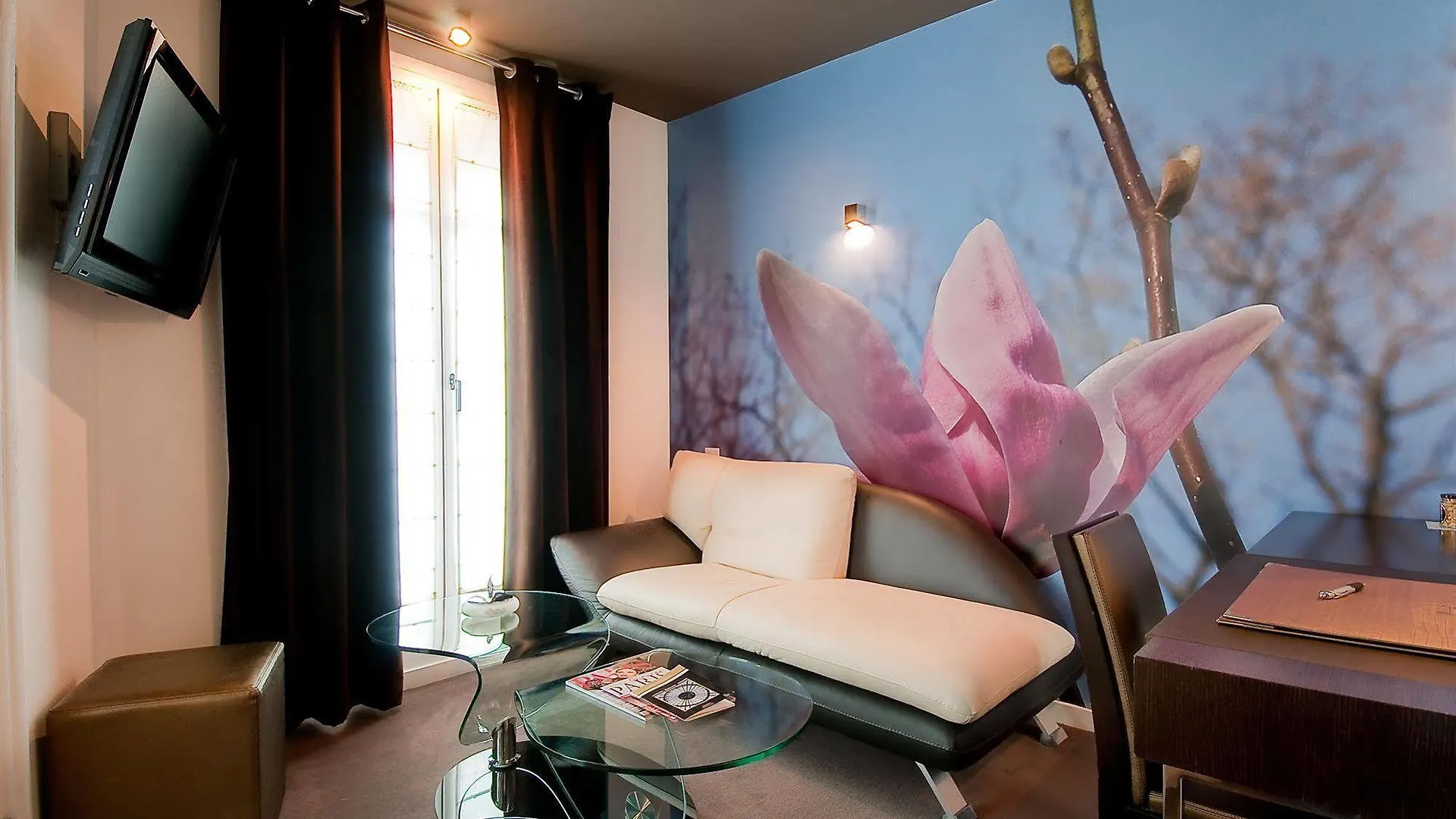 Grand Hotel Saint Michel Paris
